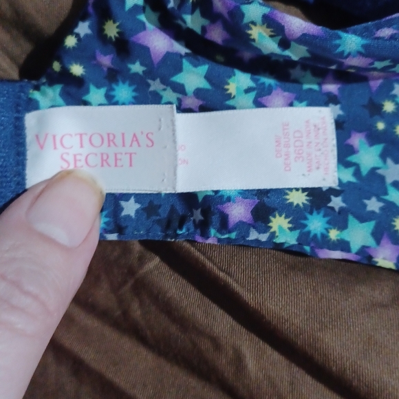 Victoria's Secret Blue Star Pattern Bra - Picture 3 of 3
